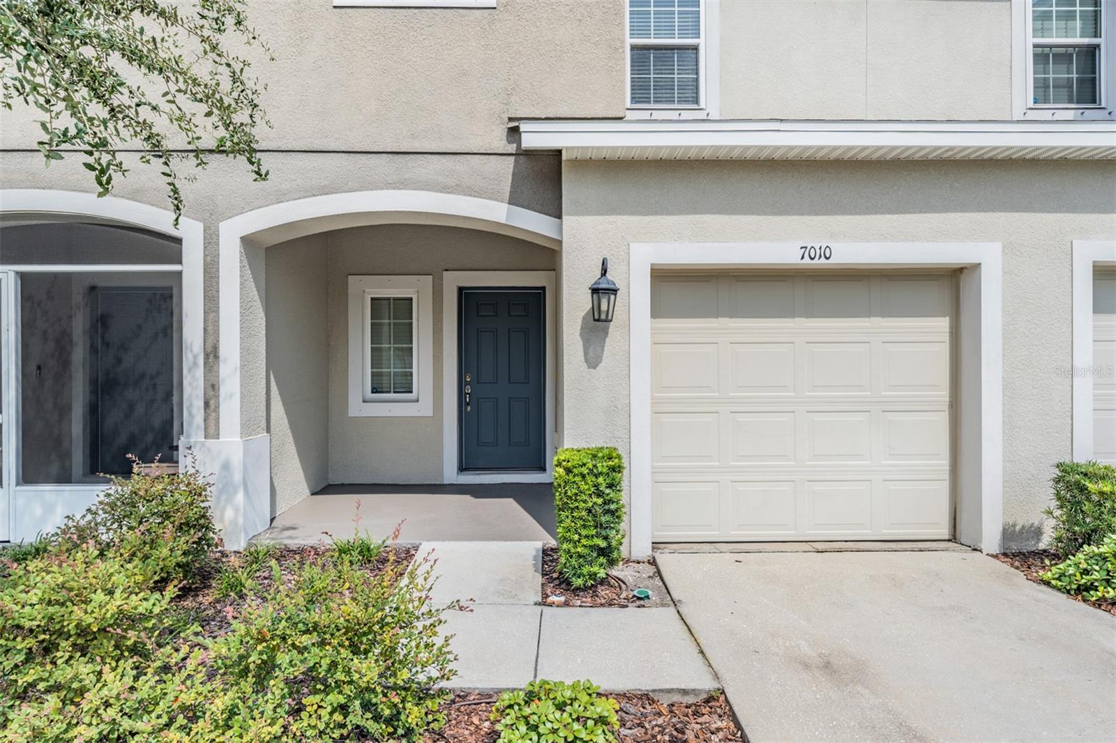 7010 Summer Holly Pl, Riverview