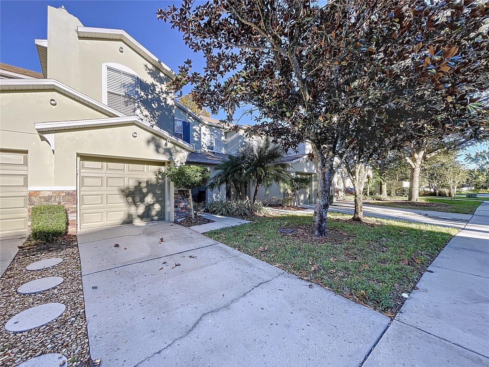3125 Royal Tuscan Ln, Valrico