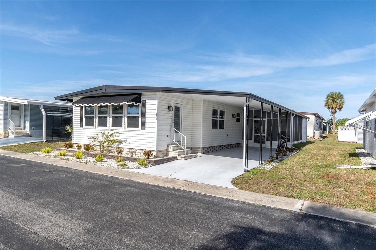 355 King Palm St, Largo