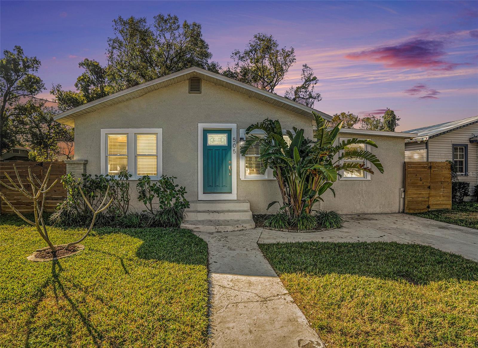 505 E Cluster Ave, Tampa