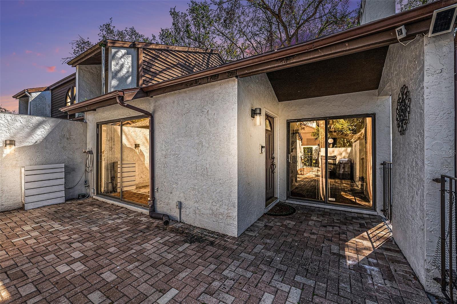 3456 Hunters Run Ln, Tampa