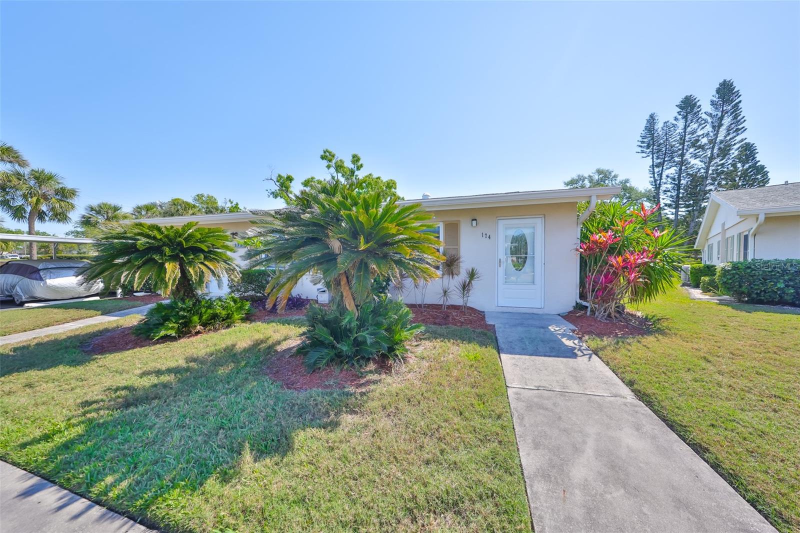 2202 Clubhouse Dr #174, Sun City Center