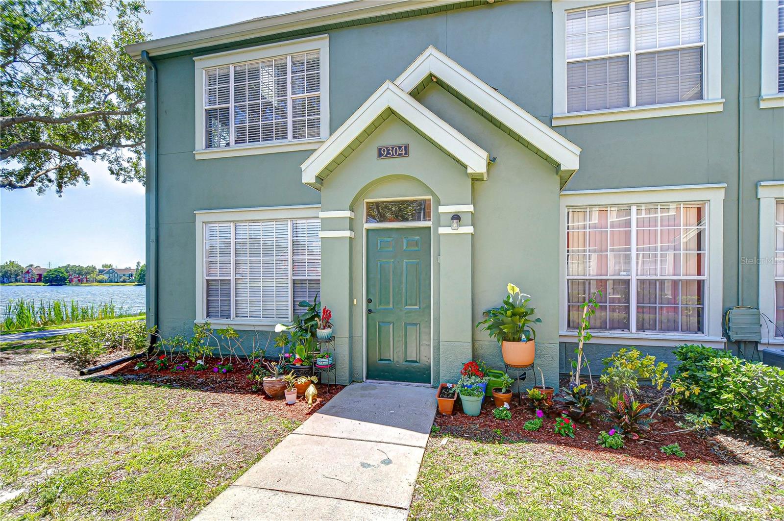9304 Lake Chase Island Way, Tampa