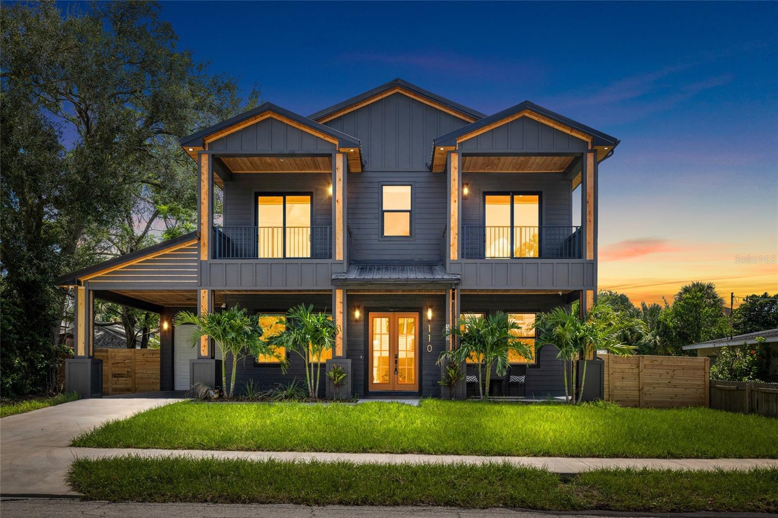 110 W Hiawatha St, Tampa