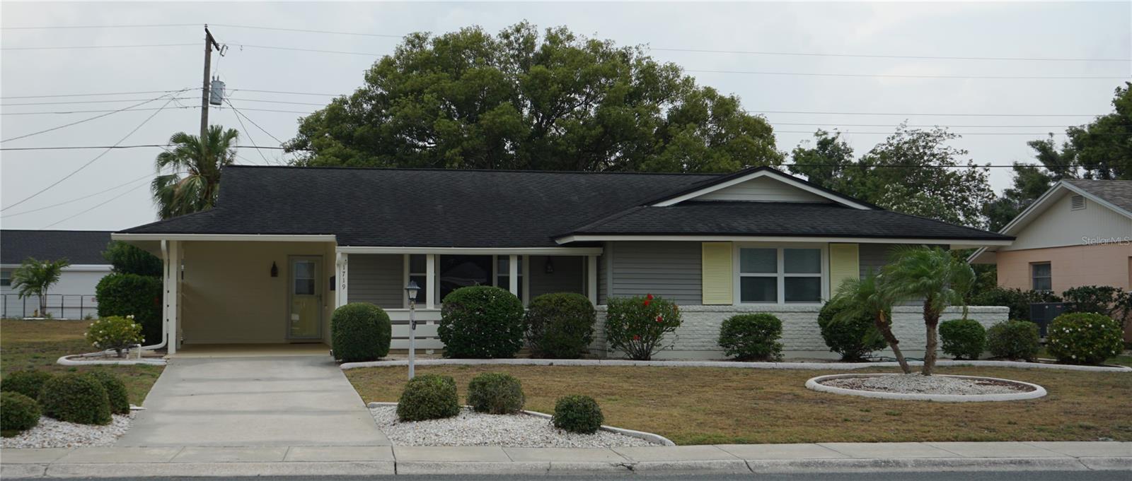 1719 Council Dr #09, Sun City Center