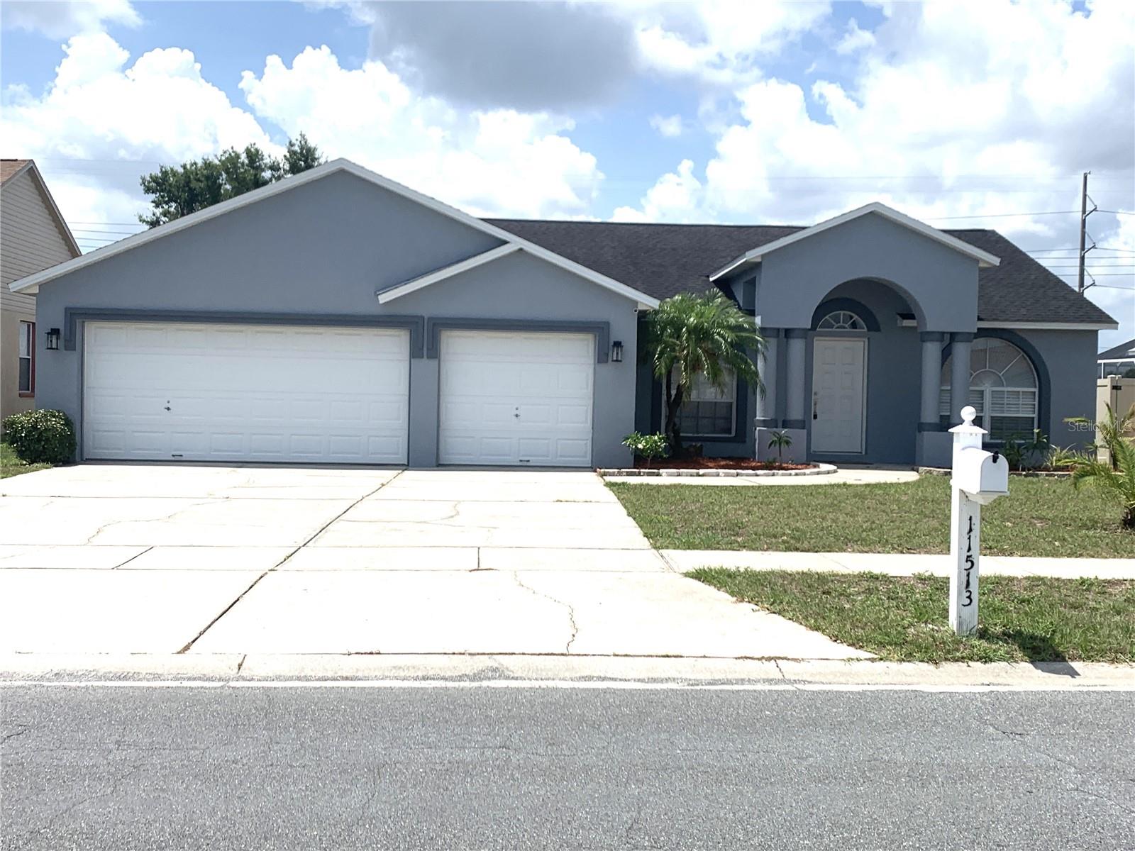 11513 Andy Dr, Riverview