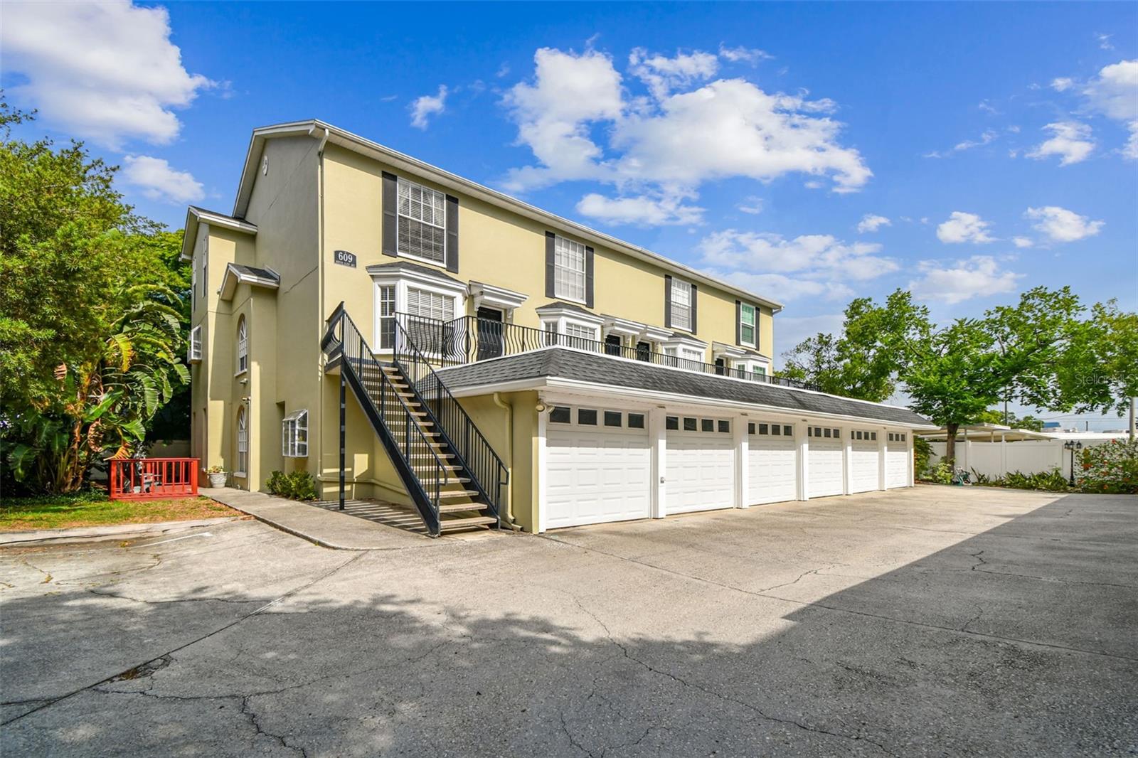 609 S Glen Ave #e, Tampa