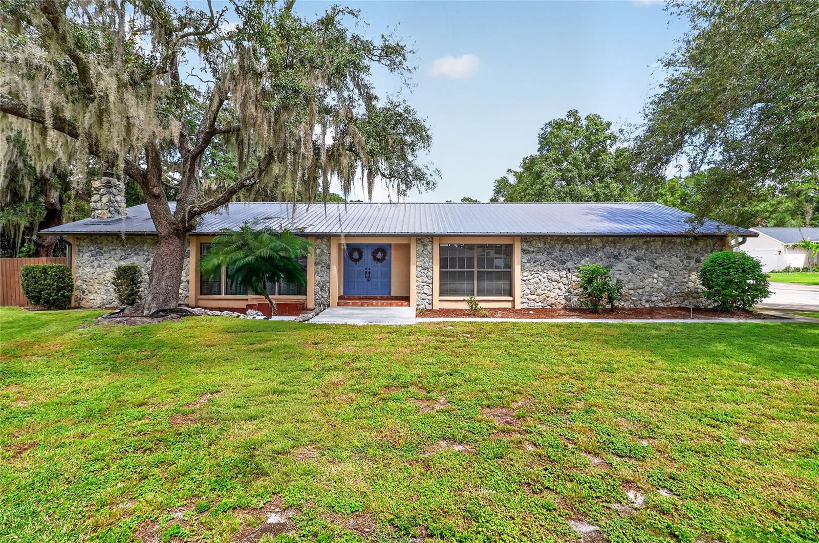 3011 Lake Ellen Dr, Tampa