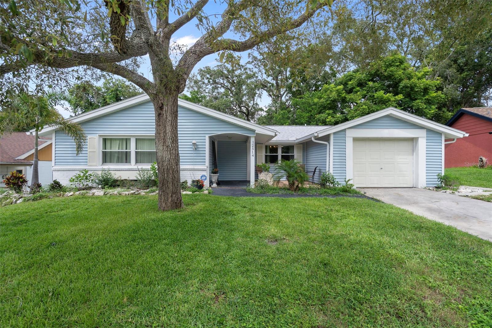 12514 Coffee Hill Row, Hudson