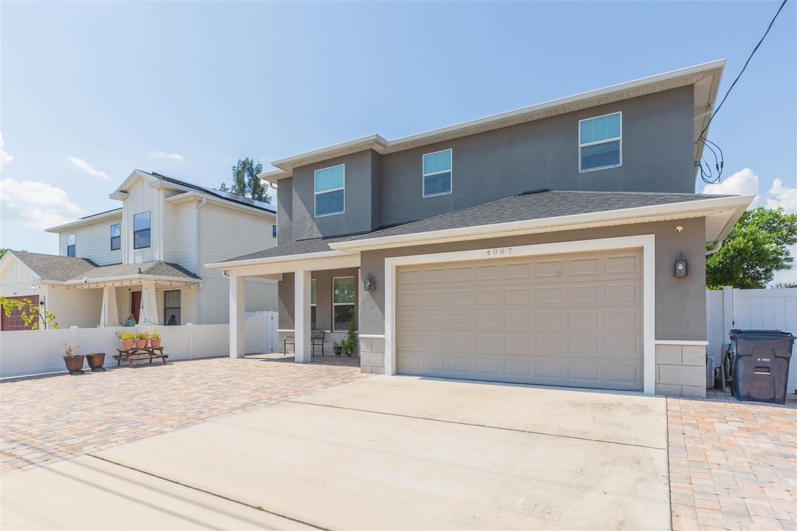 4007 W Gray St, Tampa