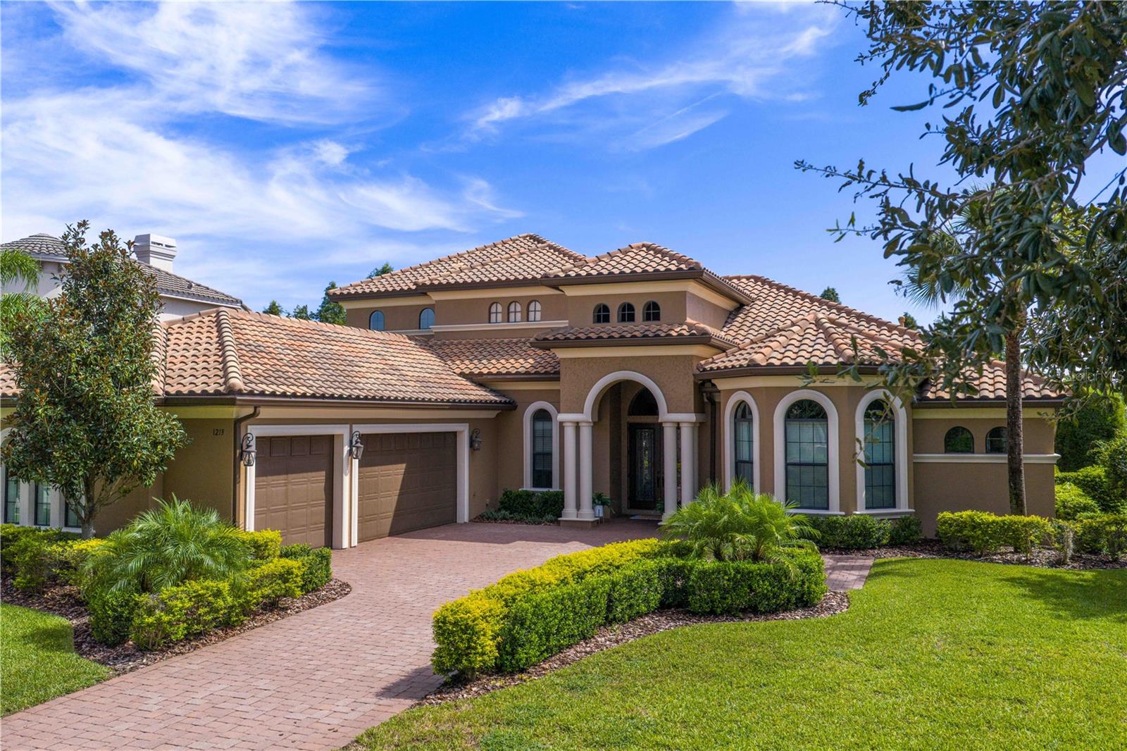 1213 Merry Water Dr, Lutz