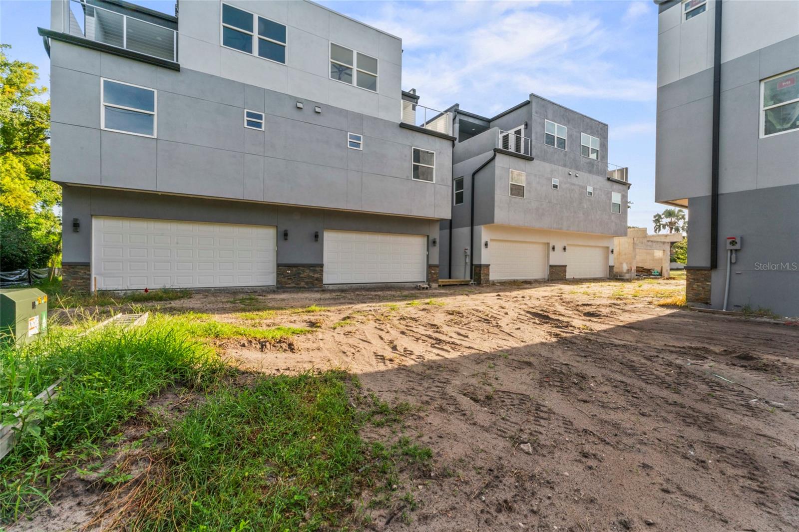 809 W Linebaugh Ave #2a, Tampa