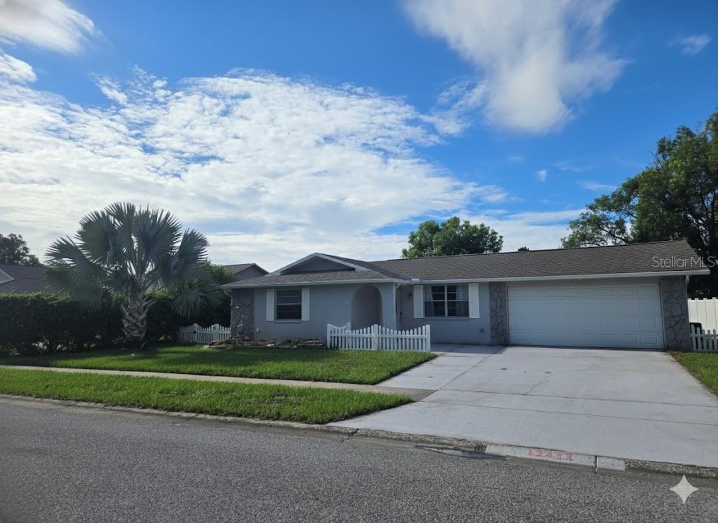 12427 Willow Tree Ave, Hudson