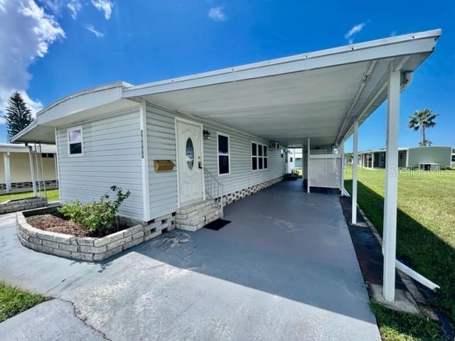 10819 London Dr, Port Richey