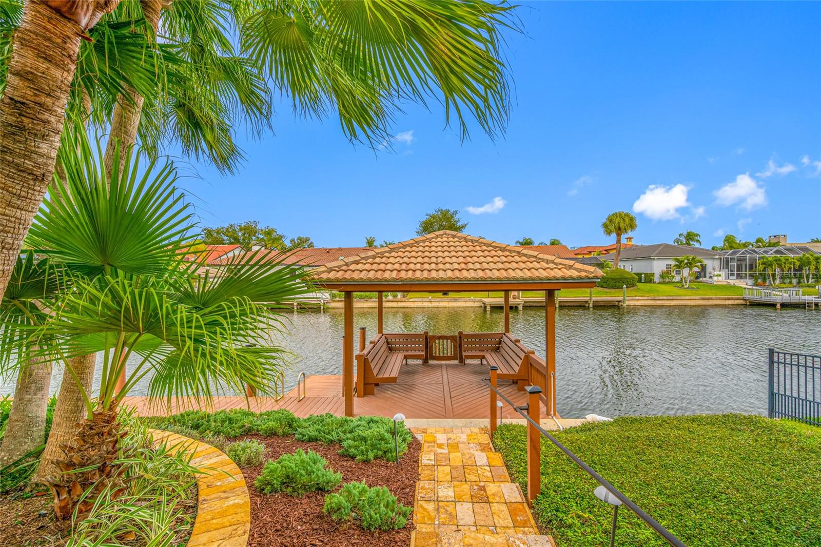9807 Compass Point Way, Tampa