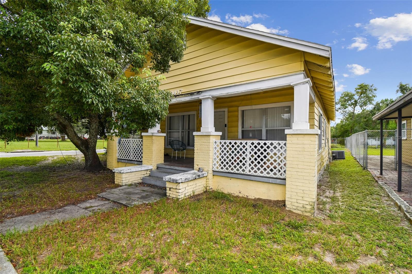3417 E Lake Ave, Tampa