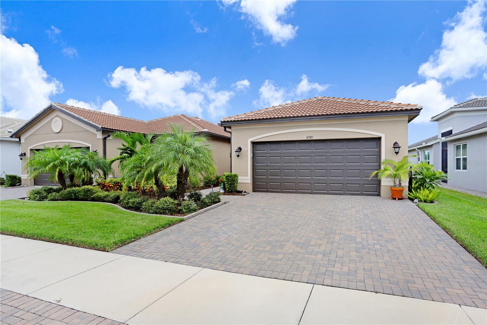 4749 Avila Lakes Dr, Wimauma