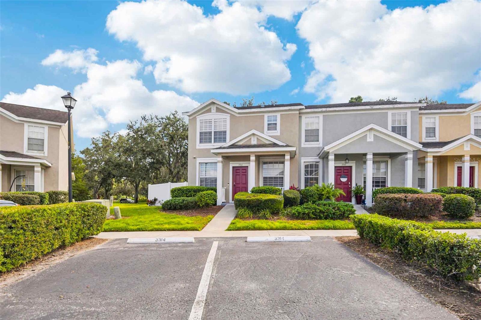 3314 Broken Bow Dr, Land O Lakes