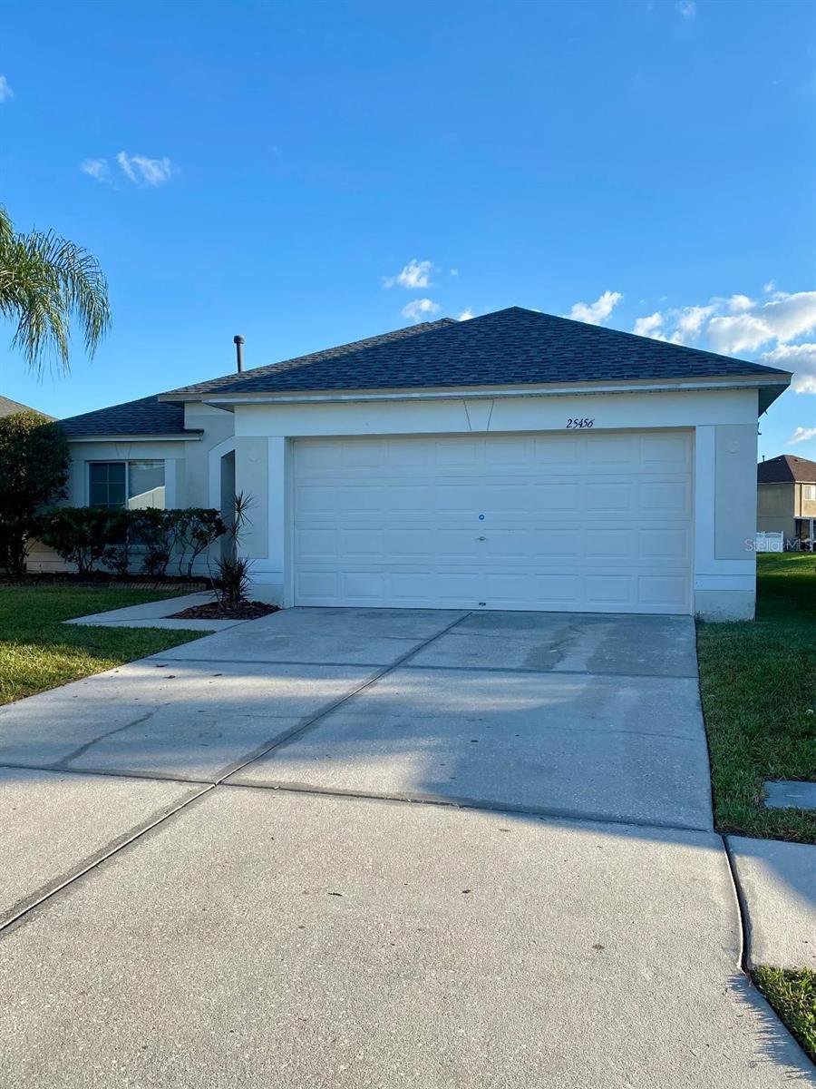25456 Geddy Dr, Land O Lakes