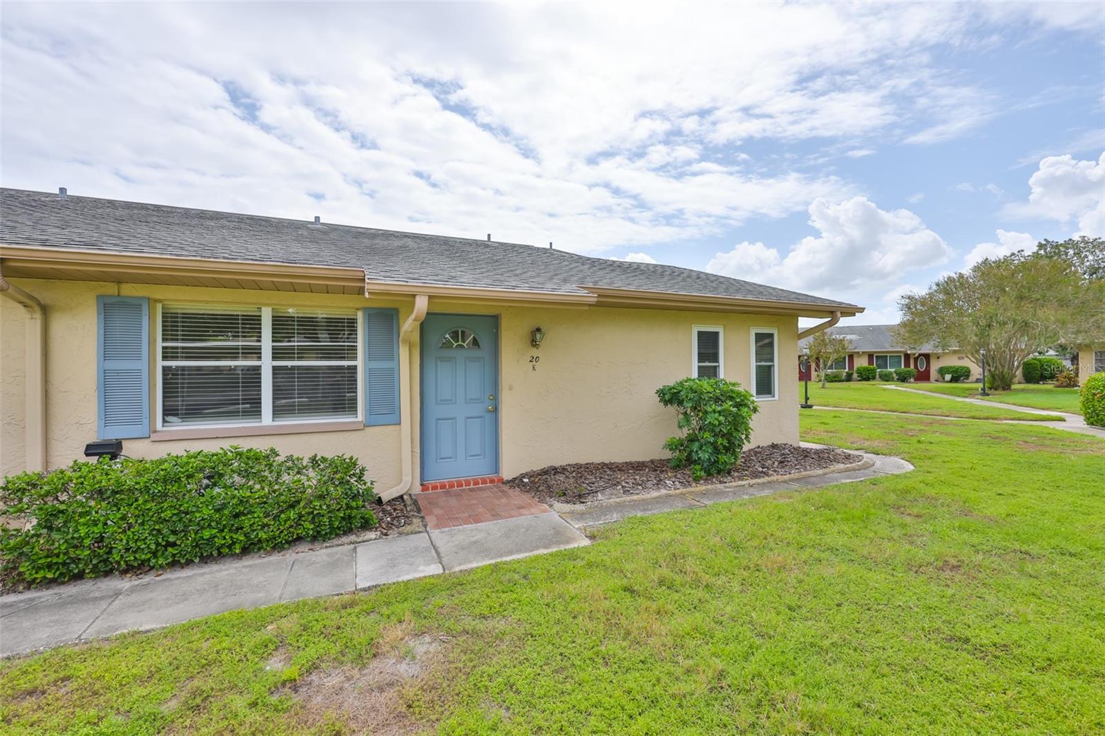 1908 Canterbury Ln #20, Sun City Center
