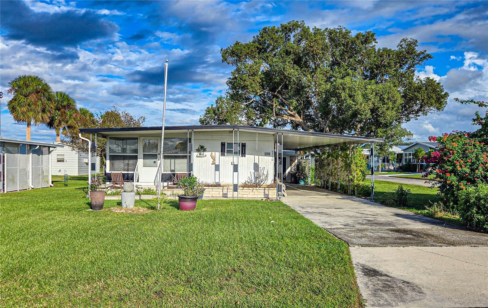 5316 Comanche St, Zephyrhills