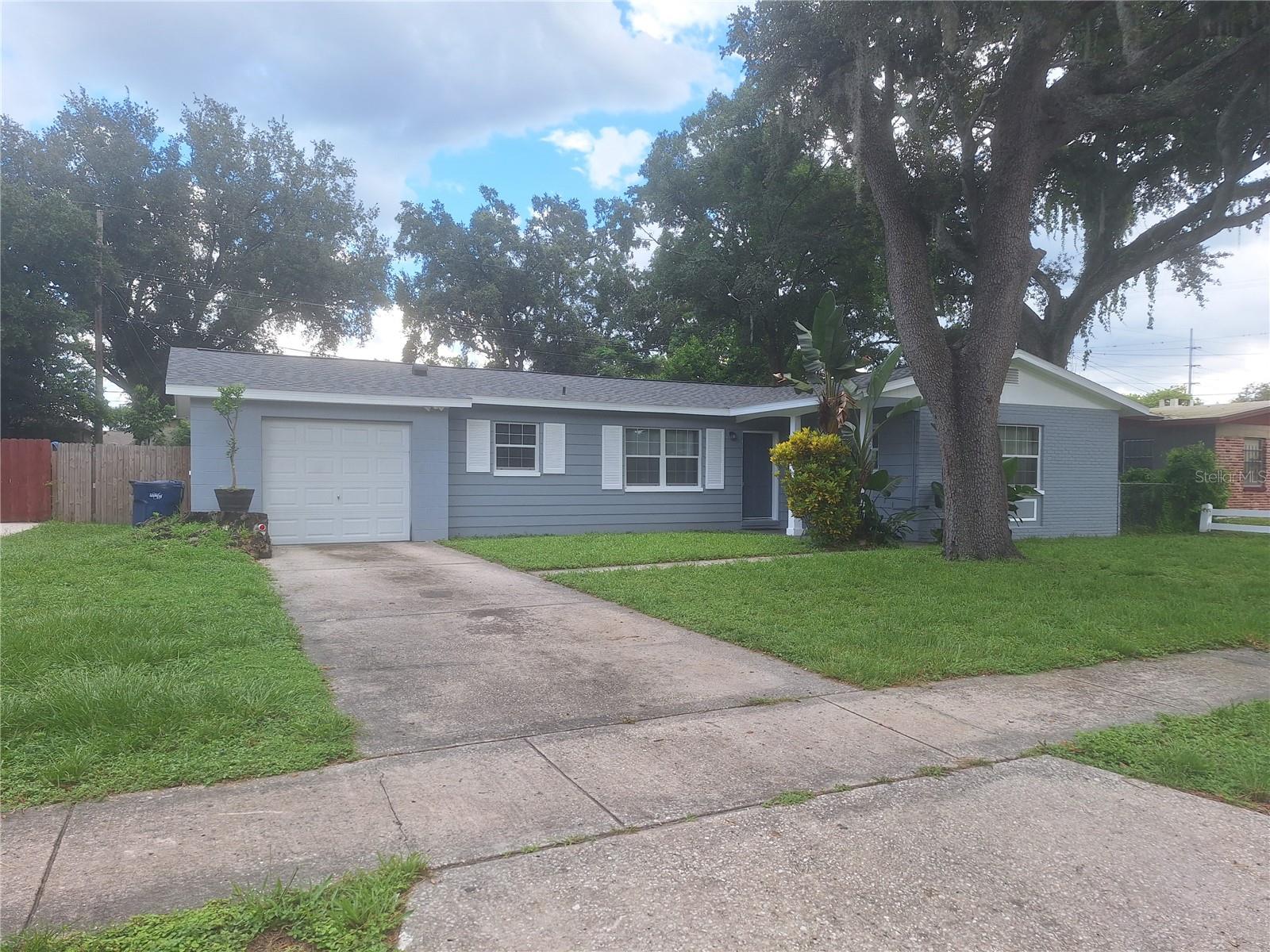 11103 N 21st St, Tampa
