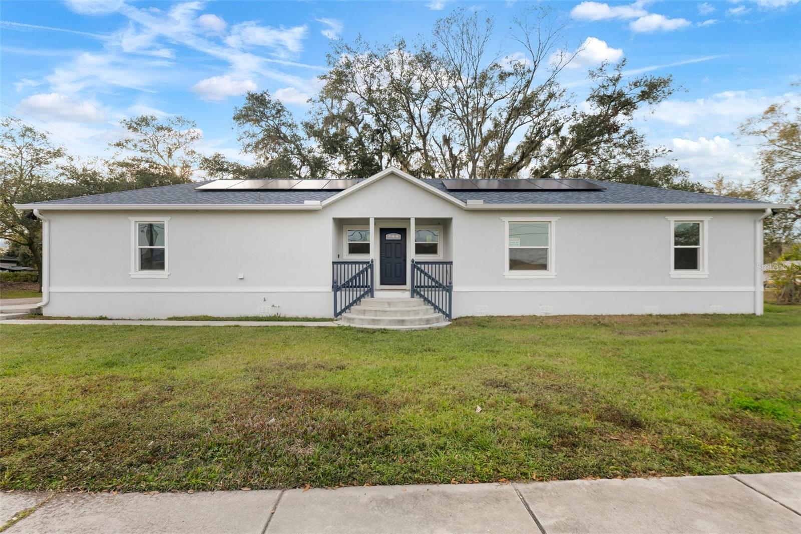 902 W Alsobrook St, Plant City