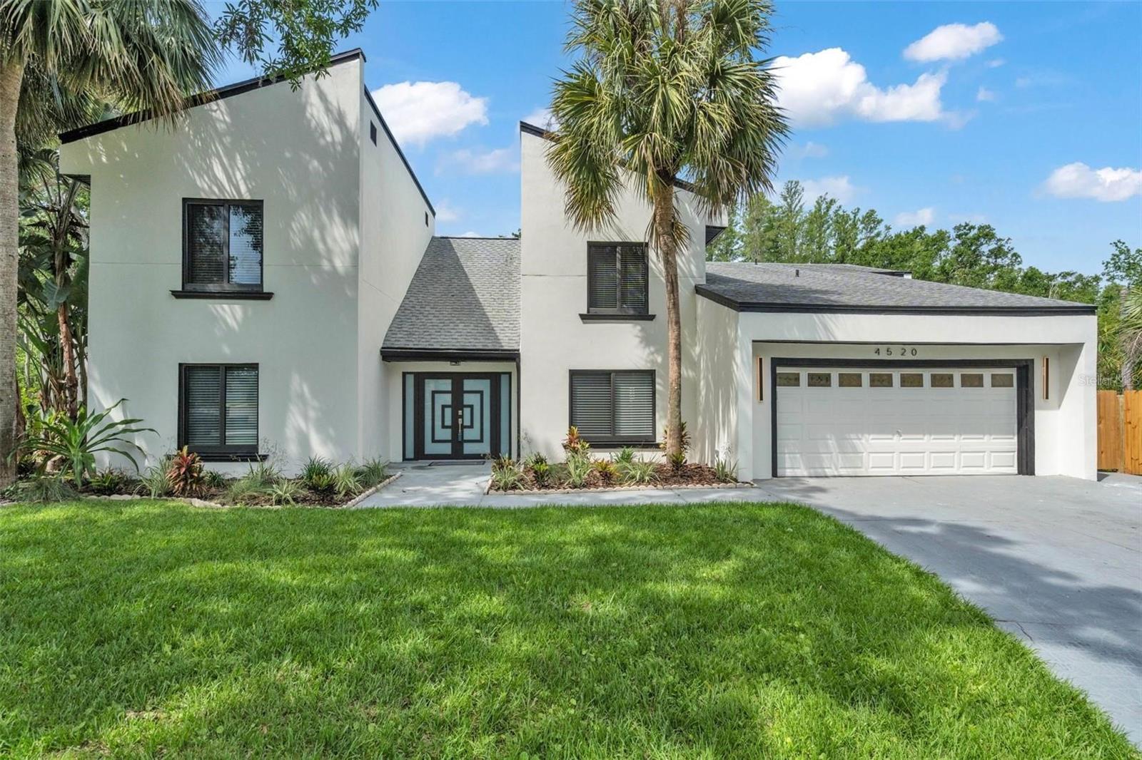 4520 Pine Hollow Dr, Tampa