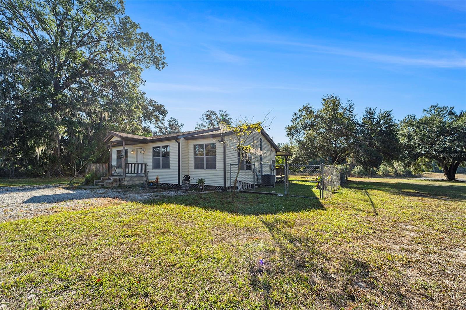 2215 Wallace Rd, Lutz