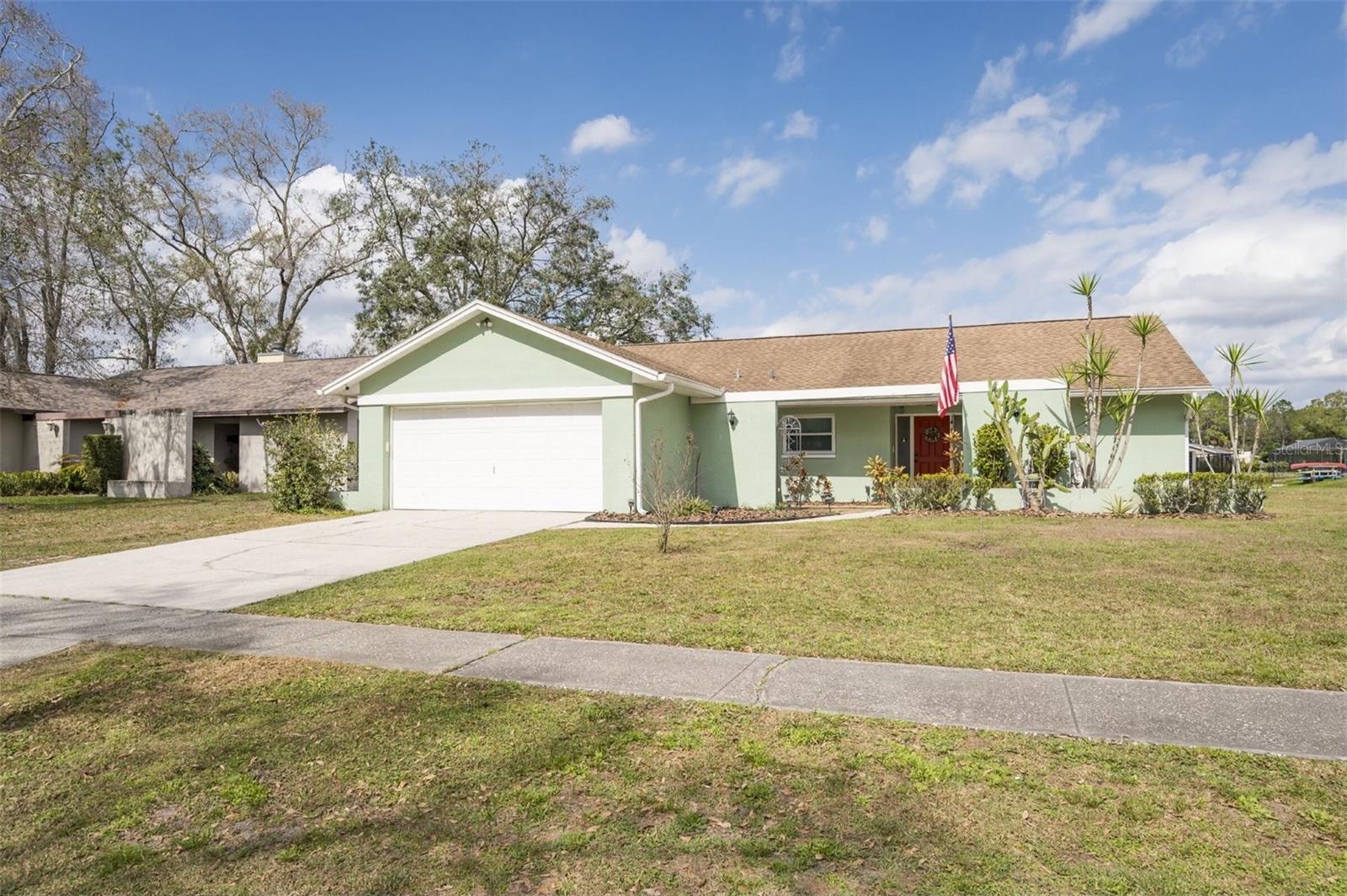 17512 Brandywine Dr, Lutz