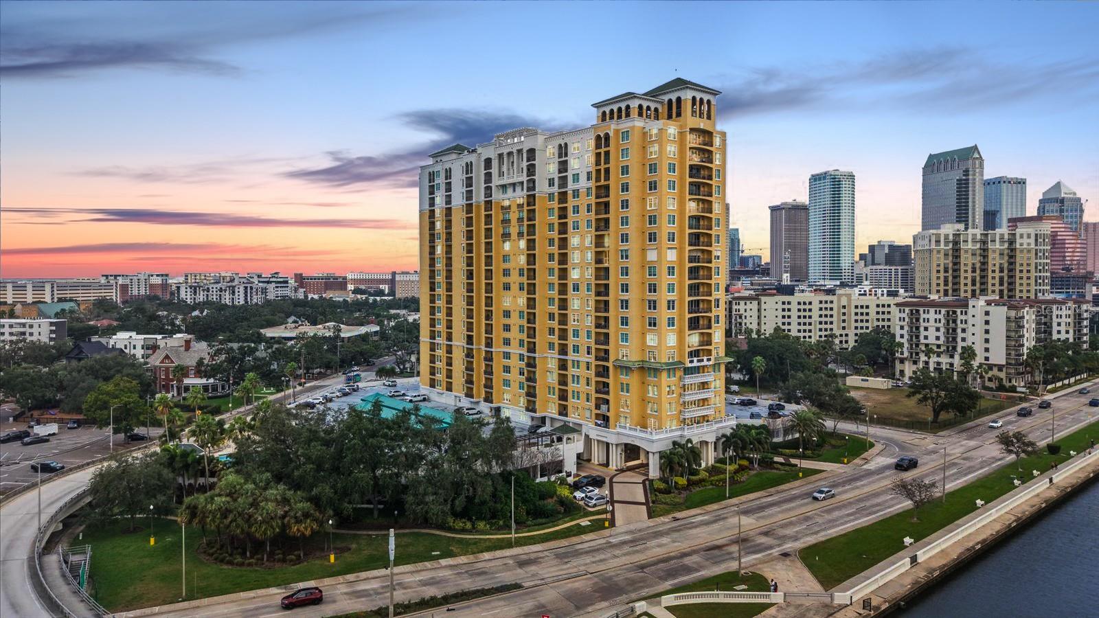 345 Bayshore Blvd #706, Tampa