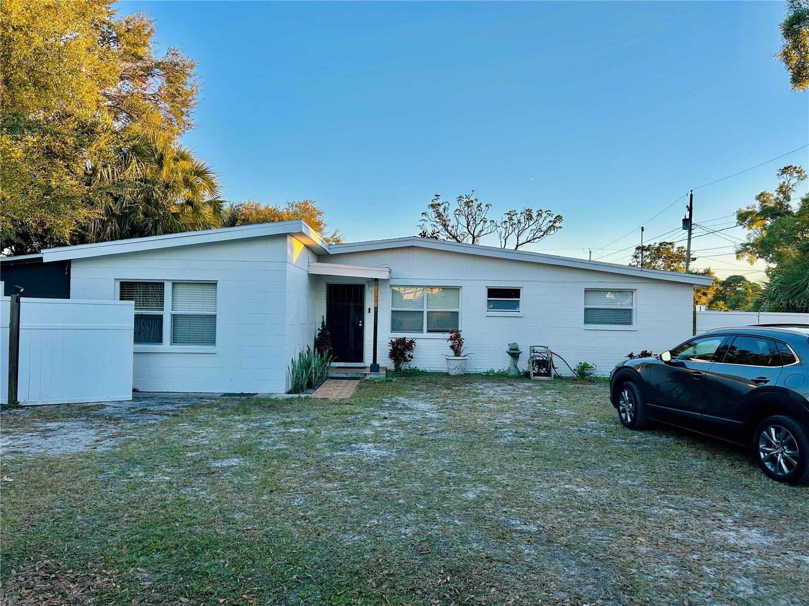 7326 Sheffield Rd, Tampa