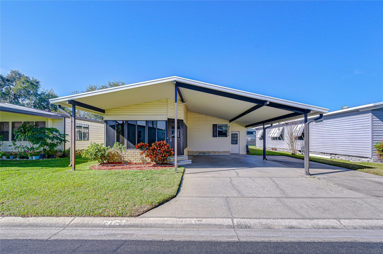 3111 Hickory Dr, Wesley Chapel