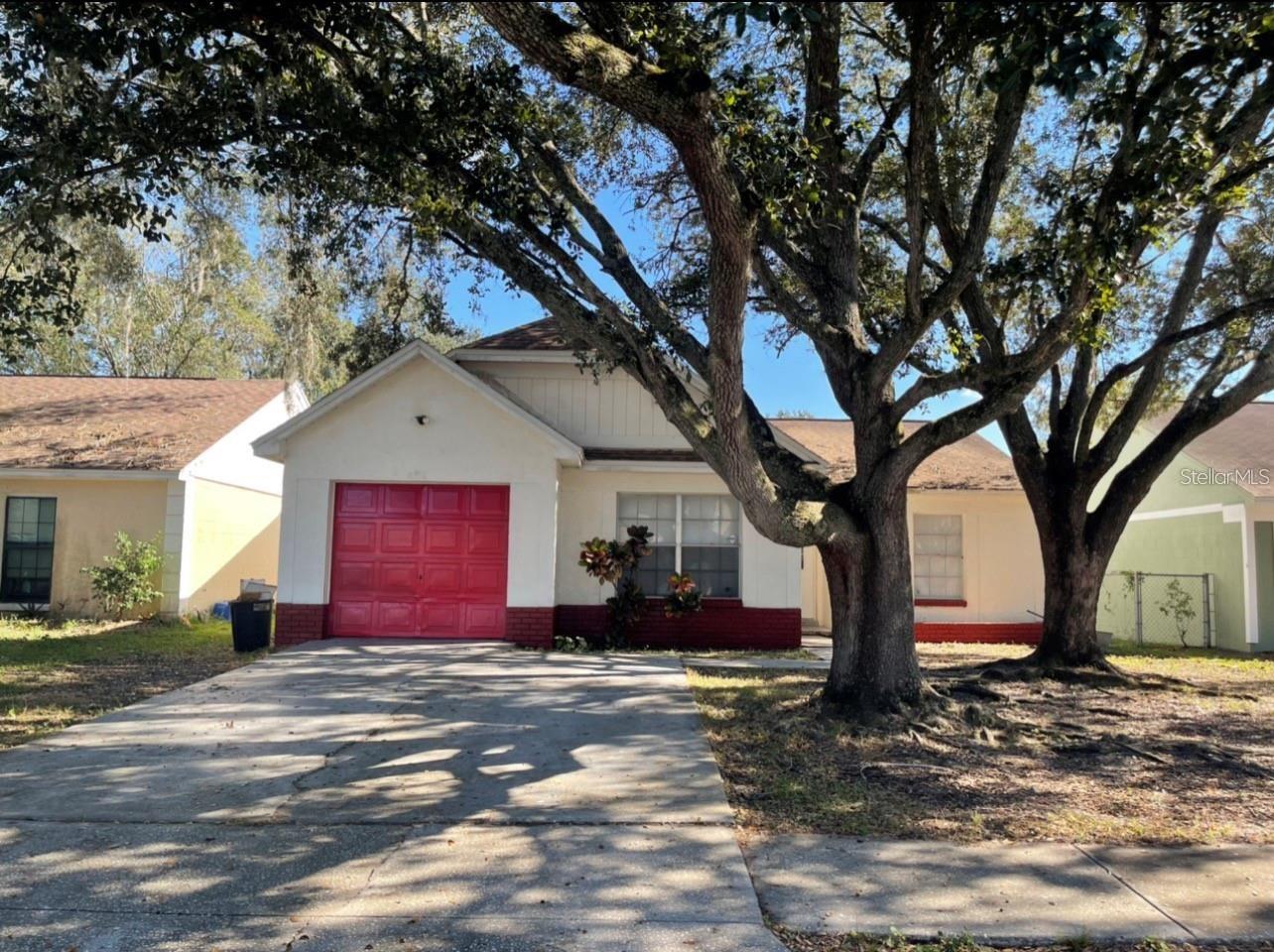 8211 Clermont St, Tampa