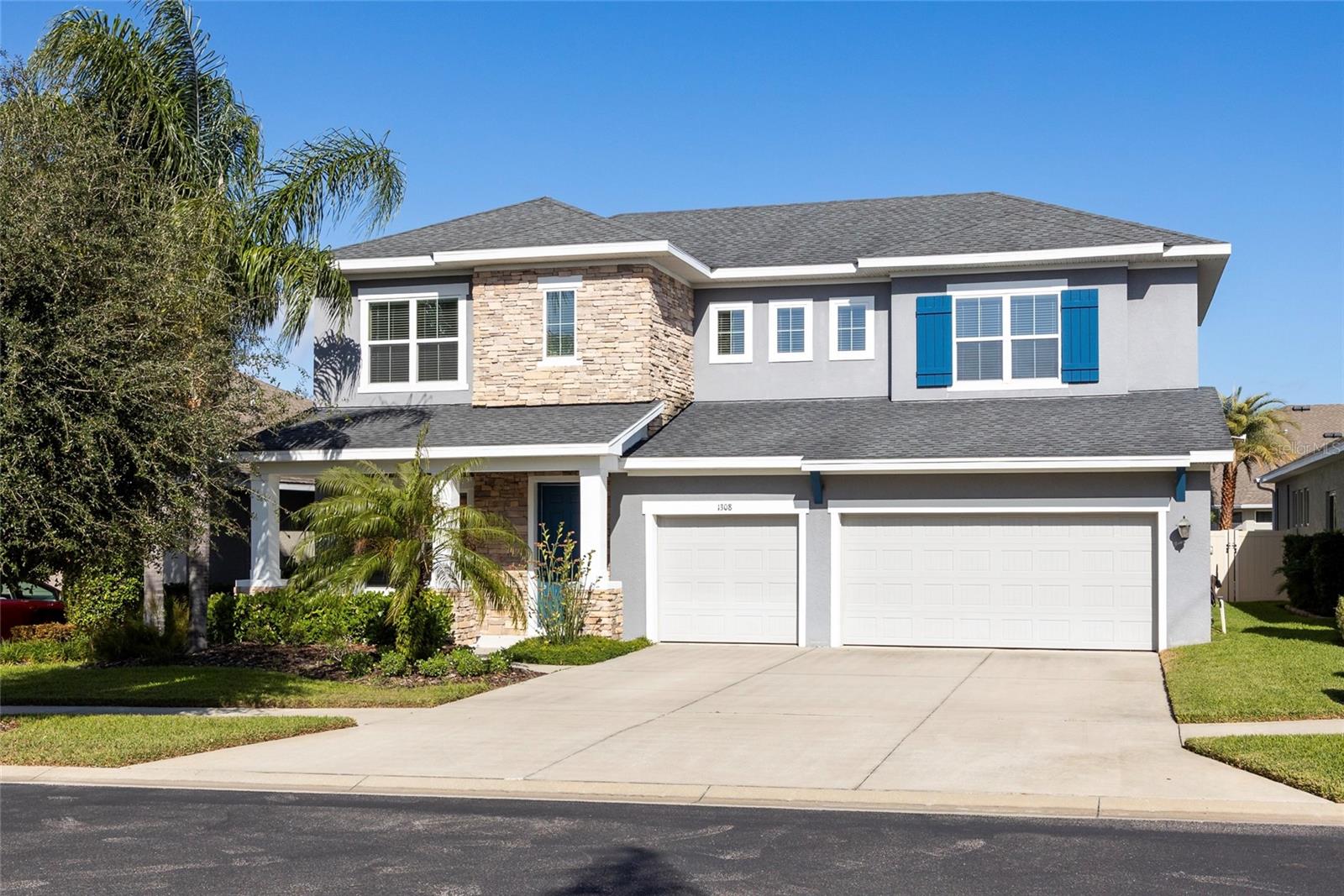 1308 Charleen St, Brandon