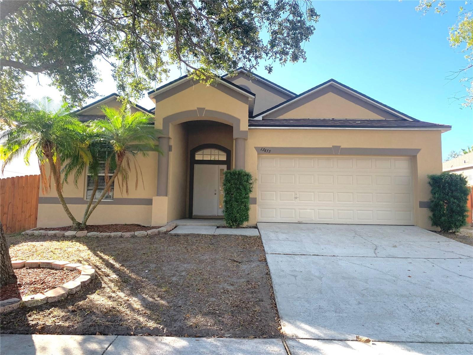 13455 Silvercreek Dr, Riverview
