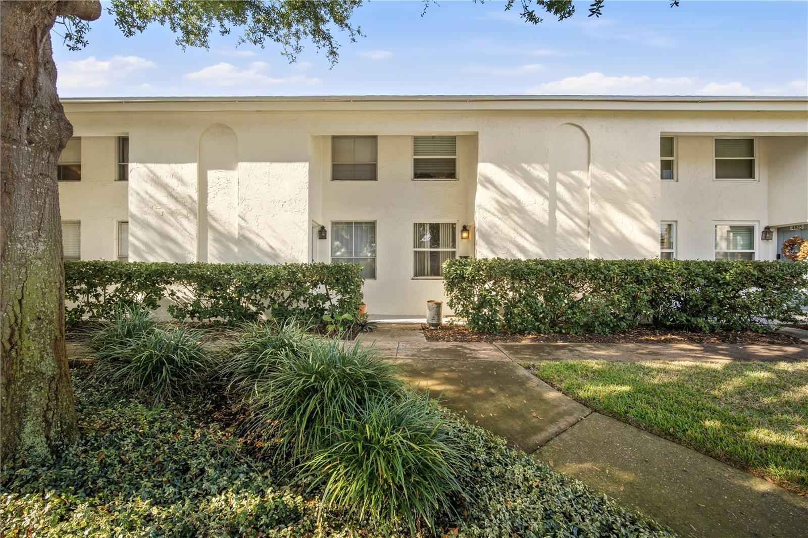 4521 W La Villa Ln, Tampa
