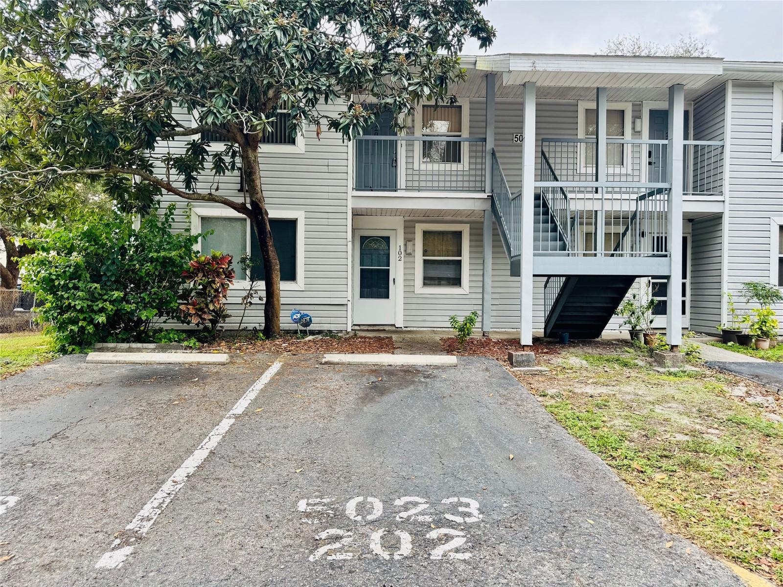 5023 Terrace Palms Cir #202, Tampa