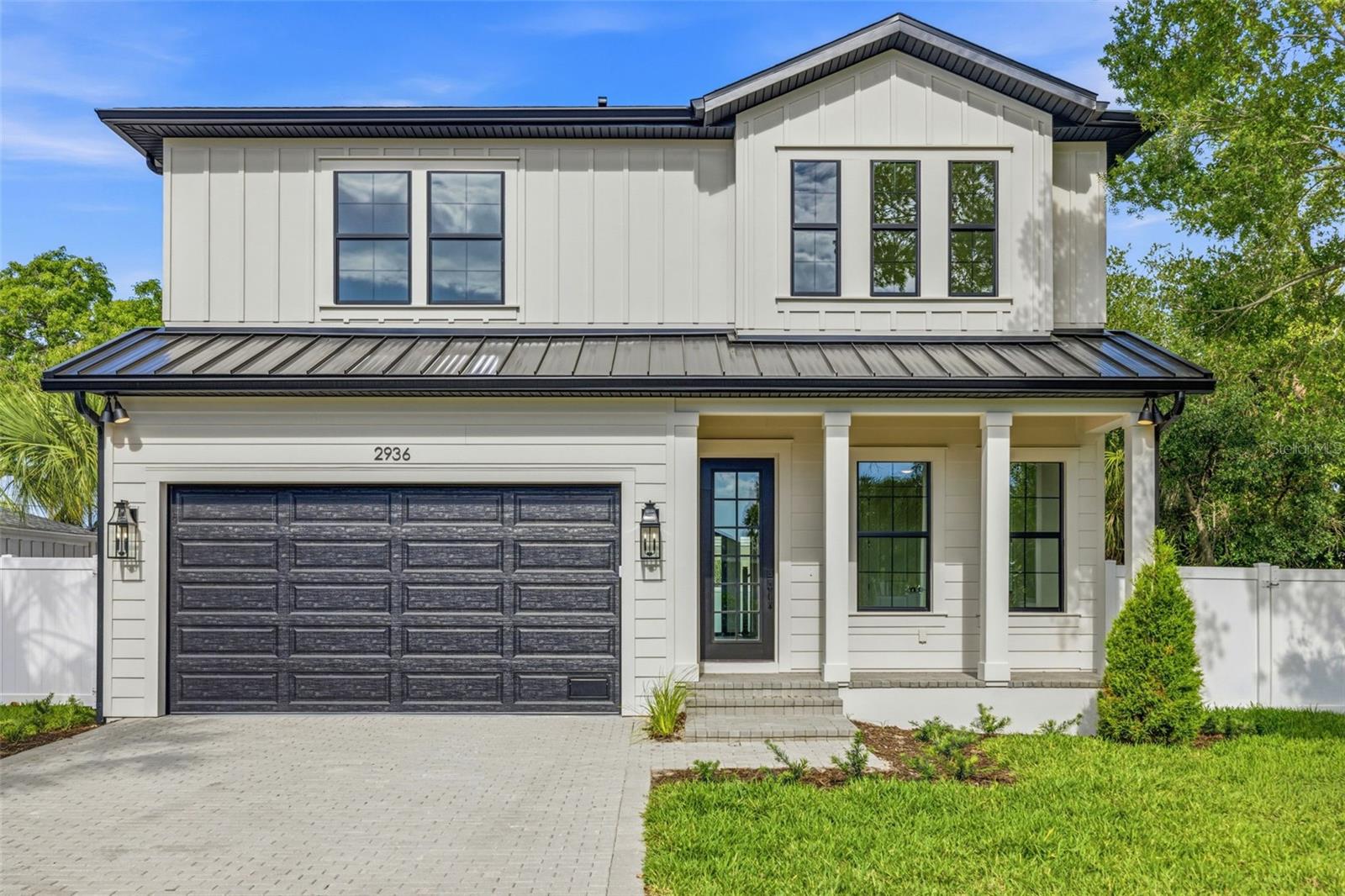 2936 W Rogers Ave, Tampa