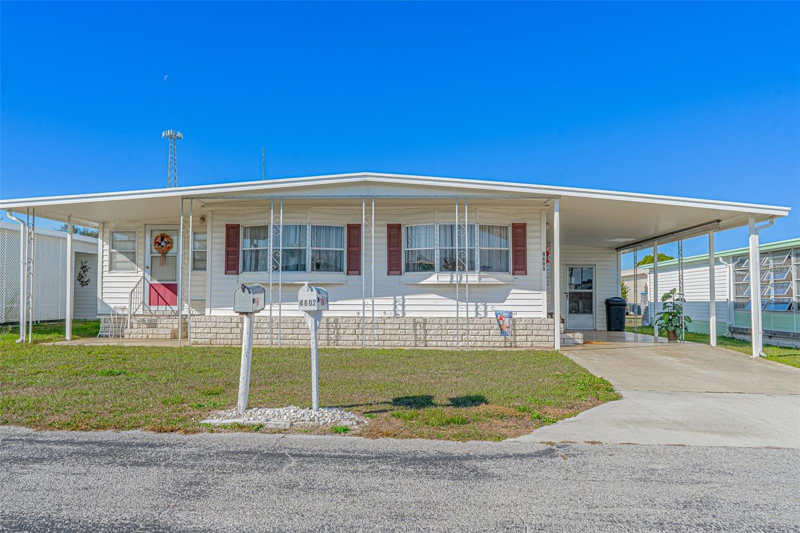4603 Newcomb Ave, Zephyrhills