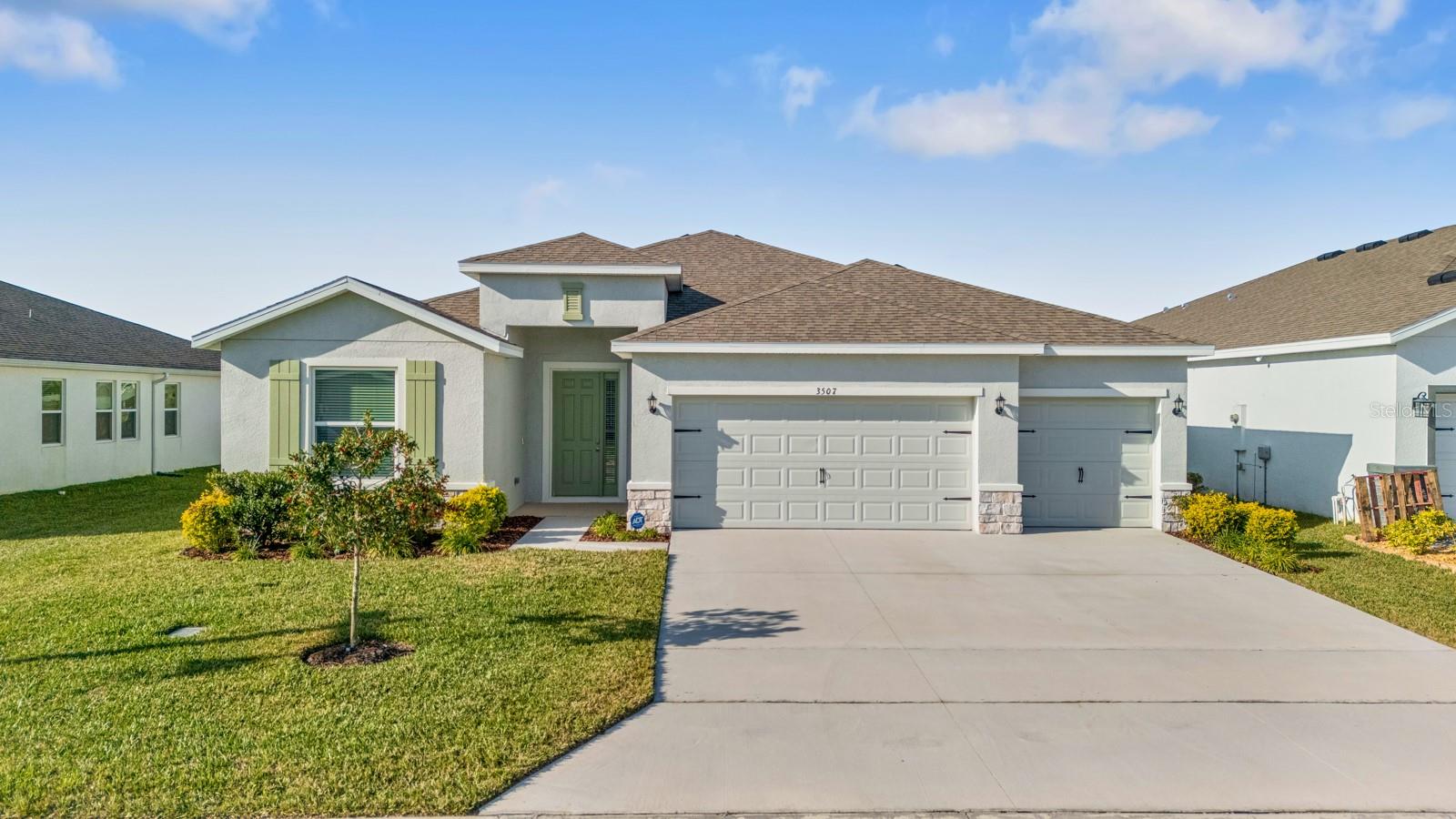 3507 Golden Wheat Ln, Plant City