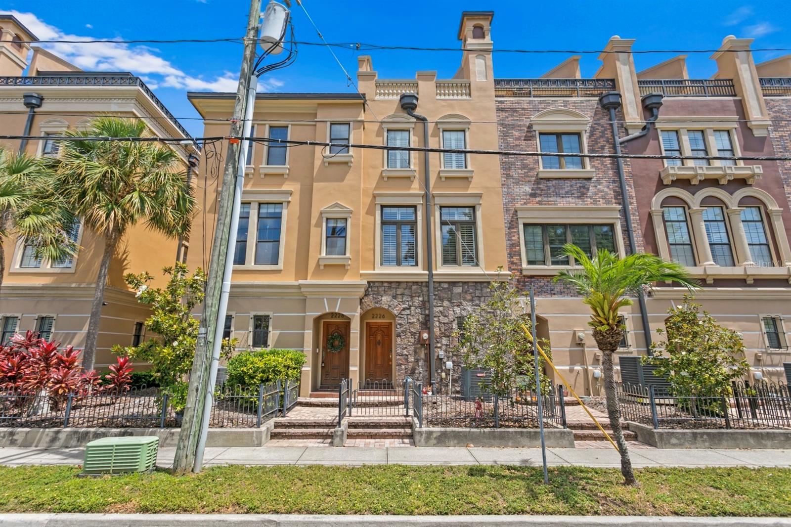 2226 Soho Bay Ct, Tampa