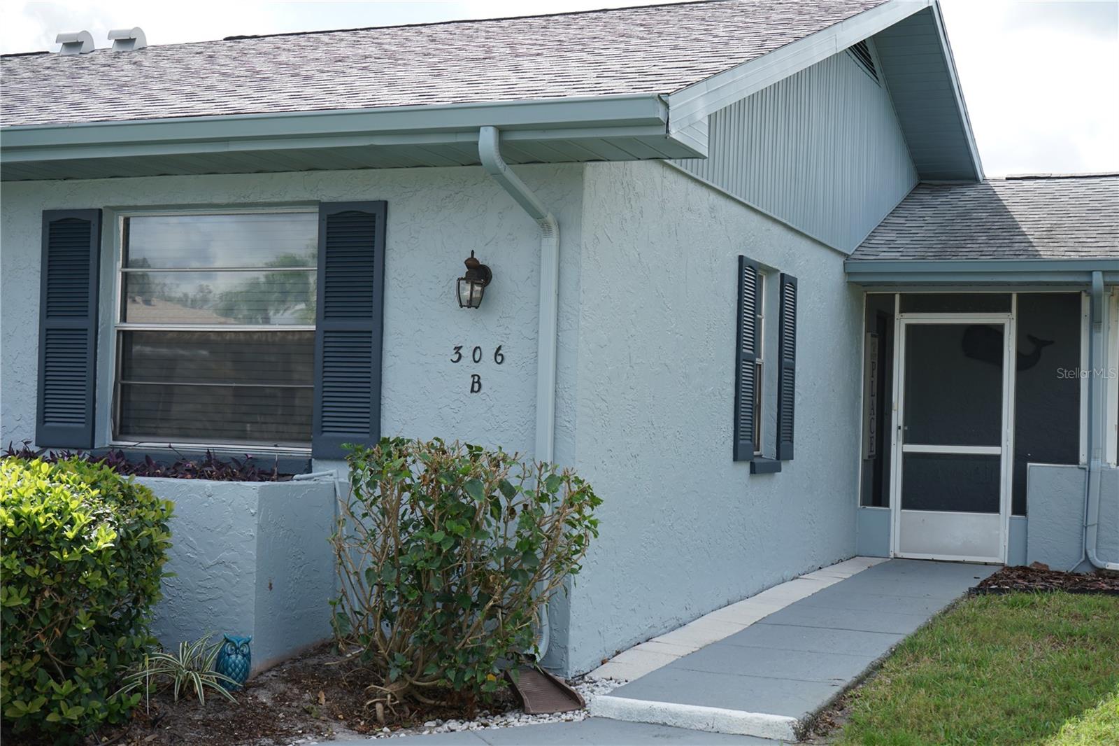 306 B Fowling Ct, Sun City Center