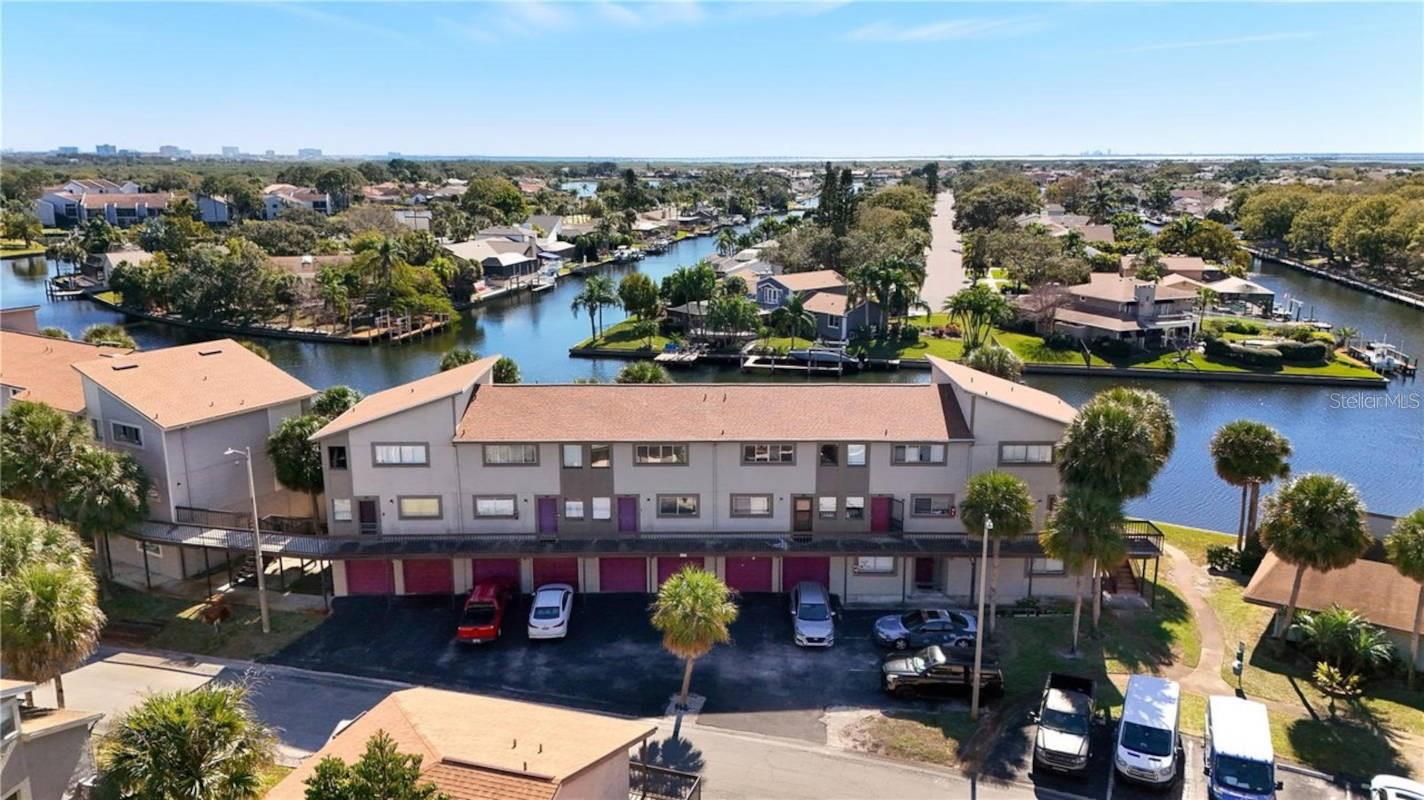 6315 Newtown Cir #15b3, Tampa
