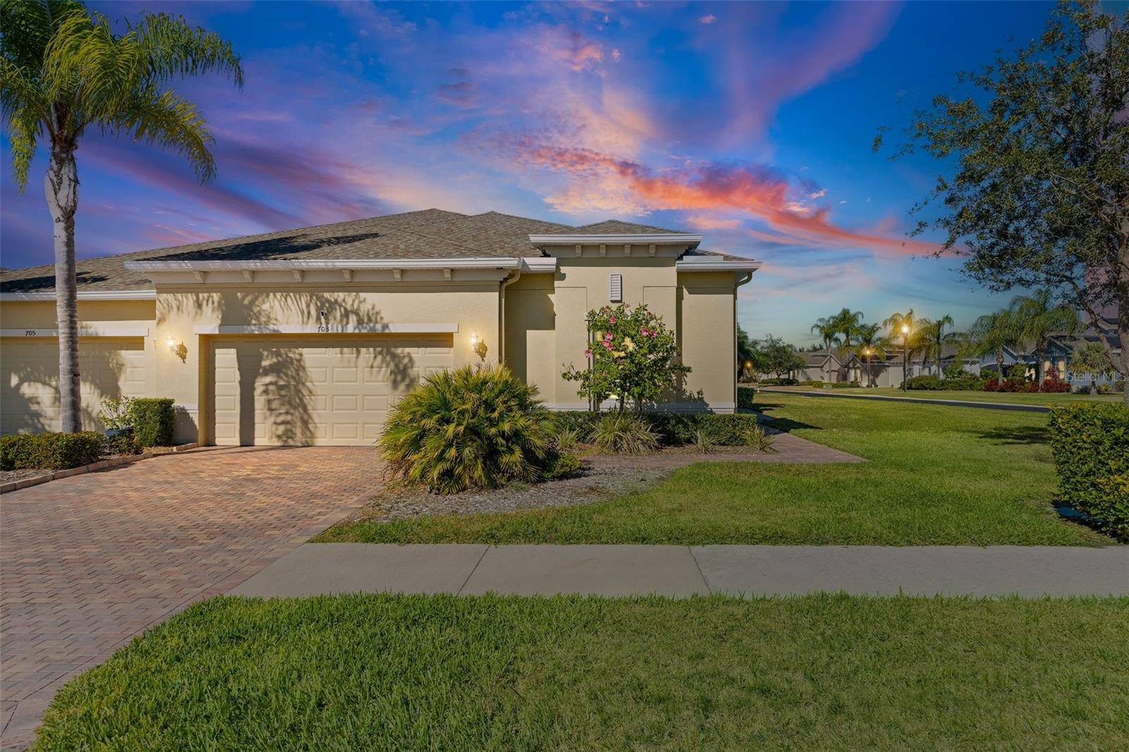 703 Chipper Dr, Sun City Center