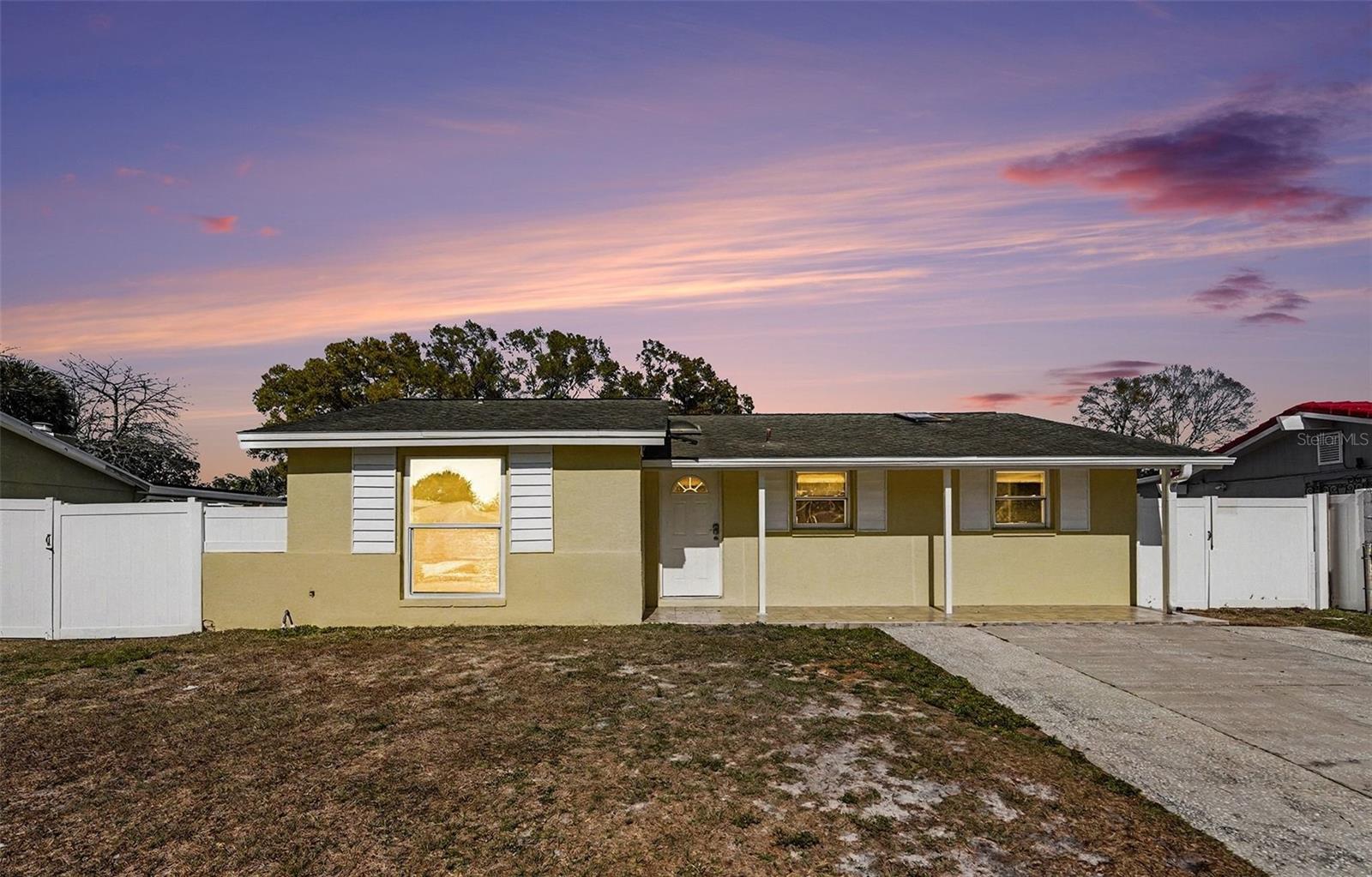 9031 Tree Valley Cir, Tampa