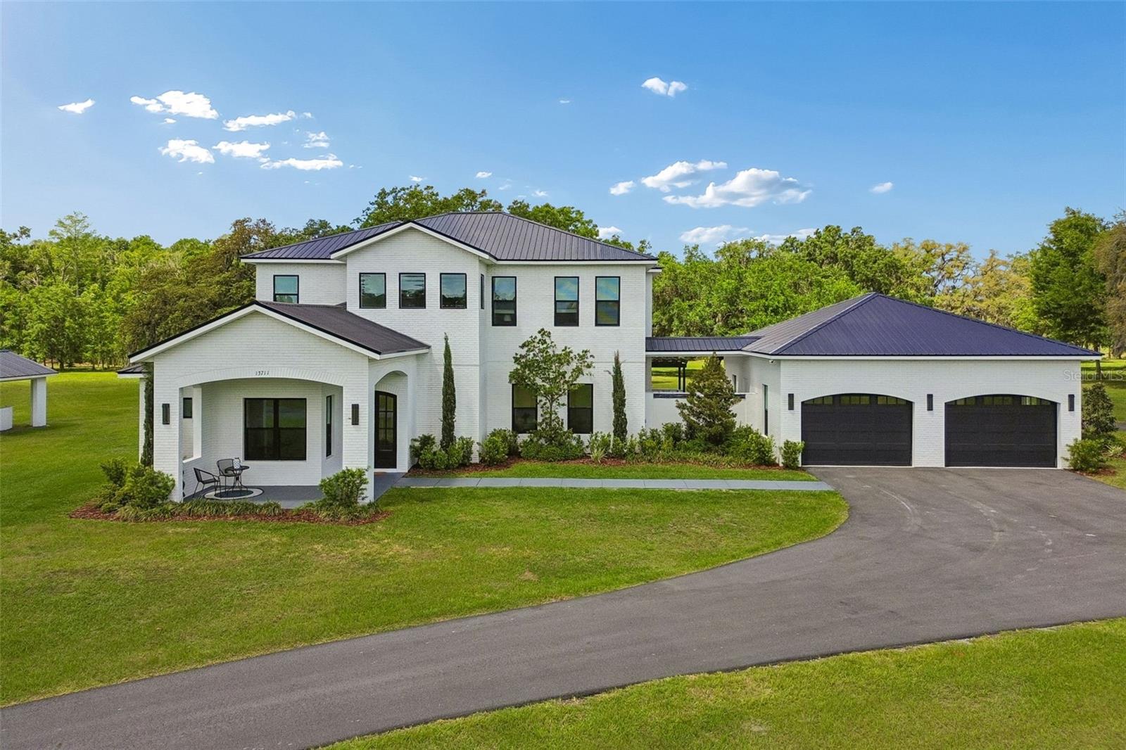 13711 Lussier Ln, Spring Hill