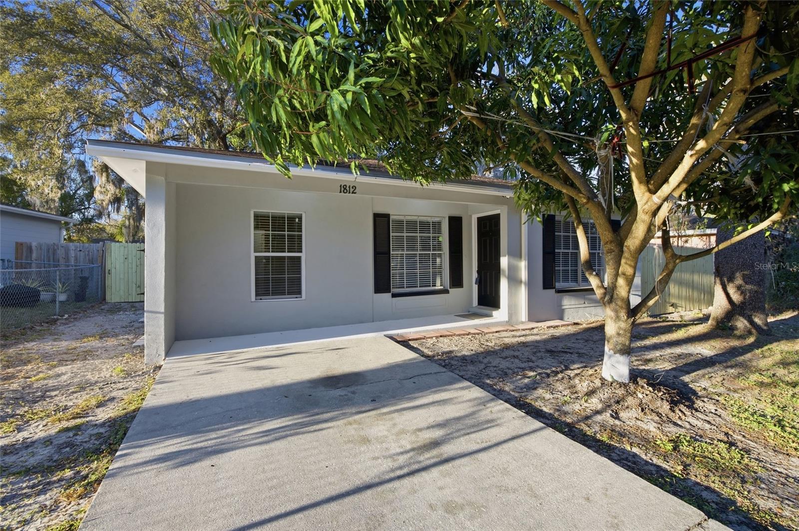 1812 E 99th Ave, Tampa