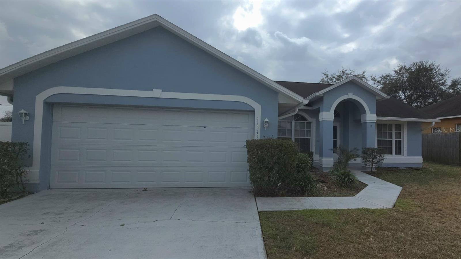 11541 Wellman Dr, Riverview