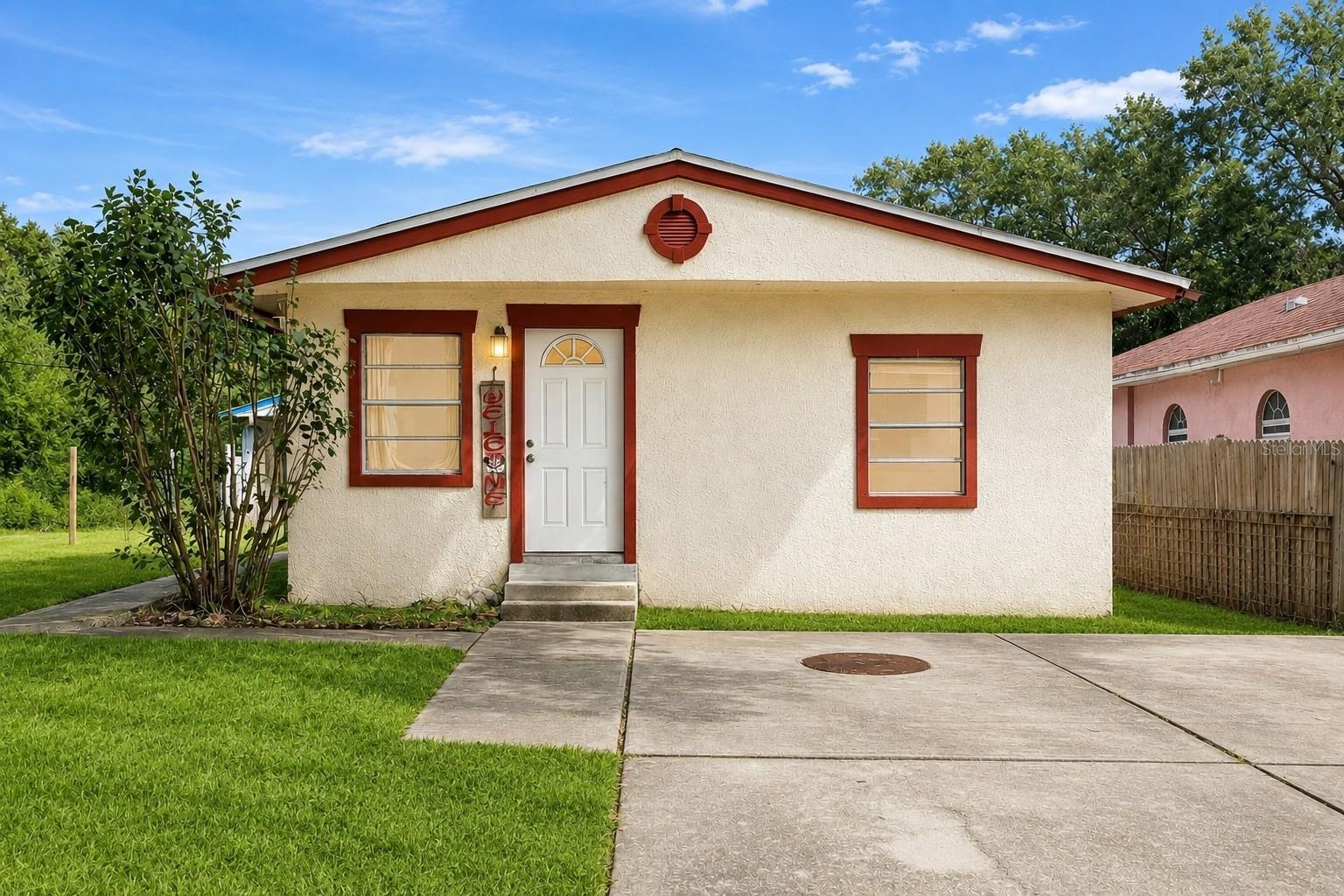 7311 Ardenwood St, Tampa